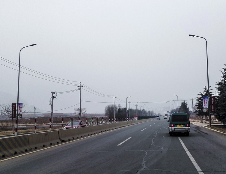 青岛市城阳204国道路灯实景